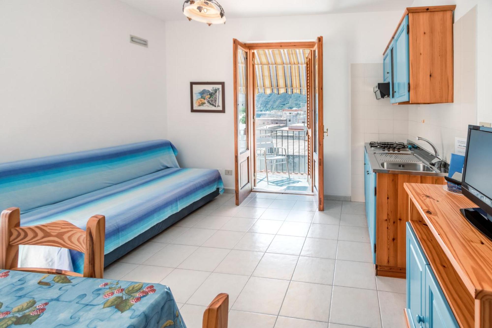 Hotel Residence La Villetta Canneto  Room photo