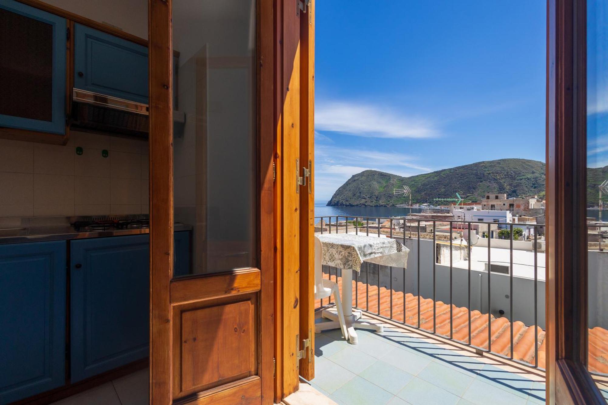 Hotel Residence La Villetta Canneto  Room photo